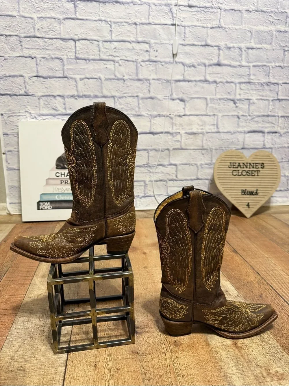 Corral teens A1029 Wing & Cross Western Brown Leather Boot Sz 4 1/2